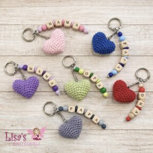 Gehäkelte Herz-Schlüsselanhänger